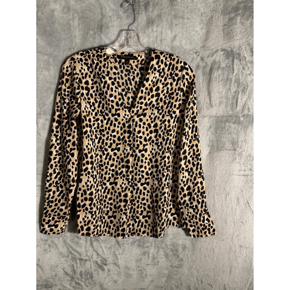 Banana Republic Women XS Leopard Print V-Neck Blouse Tan Black Long Sleeve Top